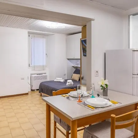 Casa Di Franco Di *